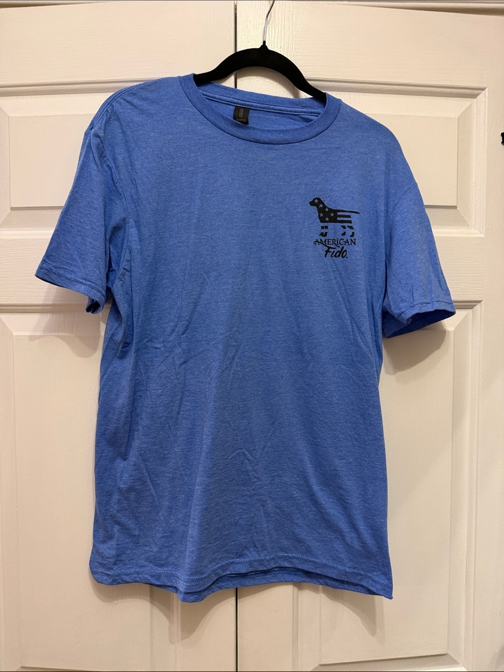 Gildan Men's Short Sleeve Crewneck T-Shirt - Light Blue with Black Logo